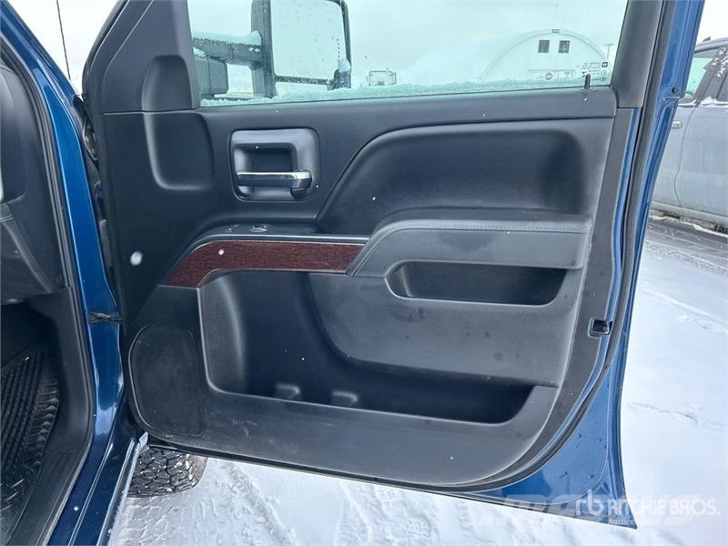 GMC Sierra 2500HD Drugi