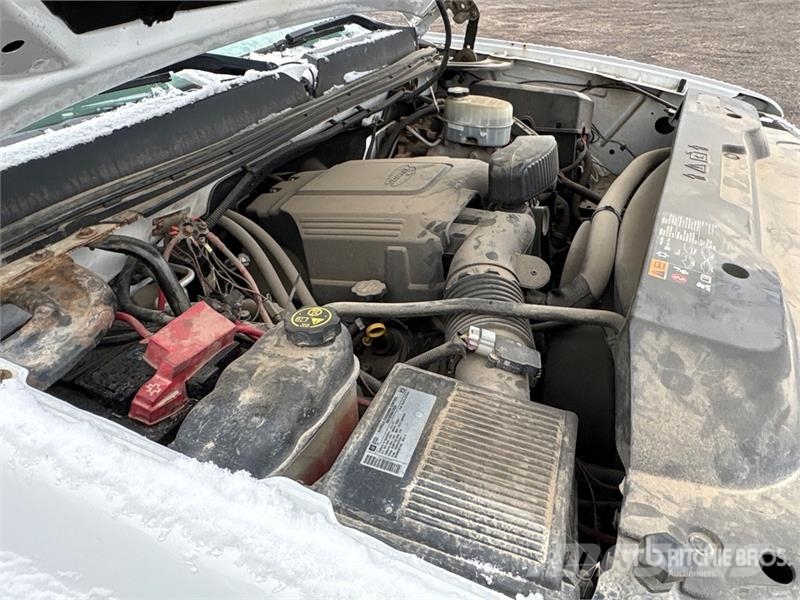 GMC Sierra 2500HD 4x4 Snow Plow Truck Közúti karbantartó haszongépek