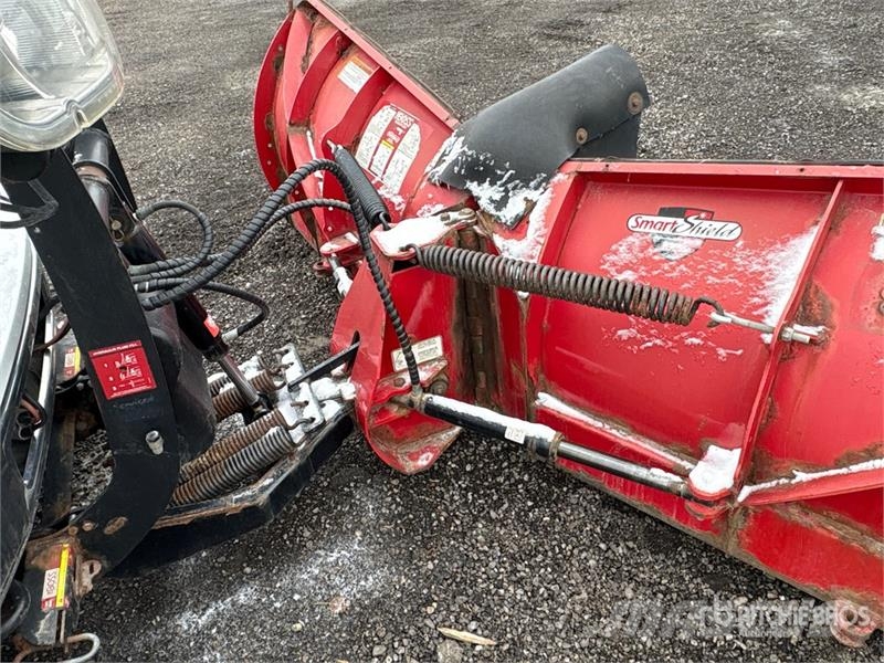 GMC Sierra 2500HD 4x4 Snow Plow Truck Közúti karbantartó haszongépek