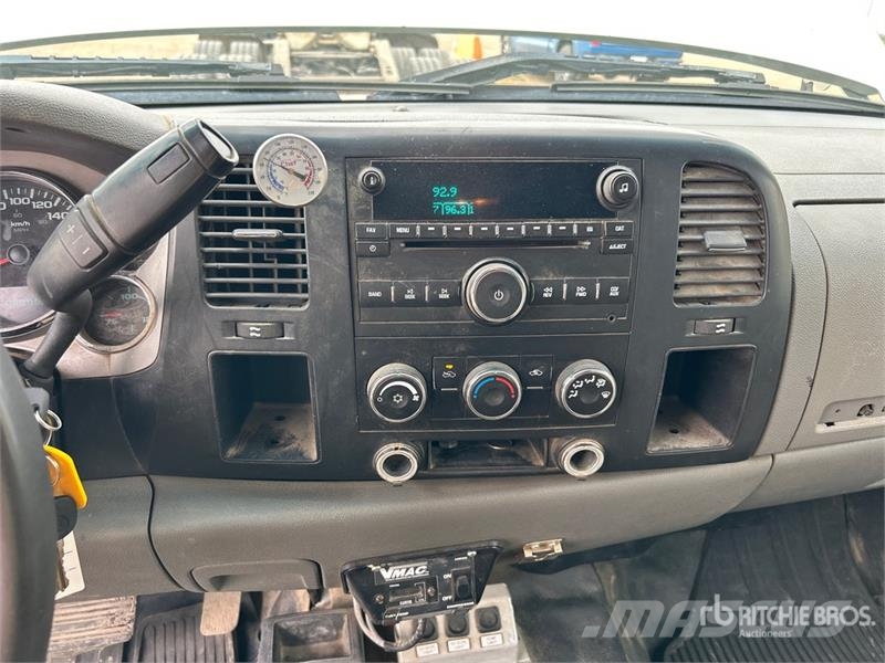 GMC Sierra 3500 Bestelwagens met open laadbak
