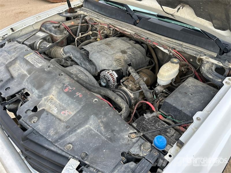 GMC Sierra 3500 Bestelwagens met open laadbak