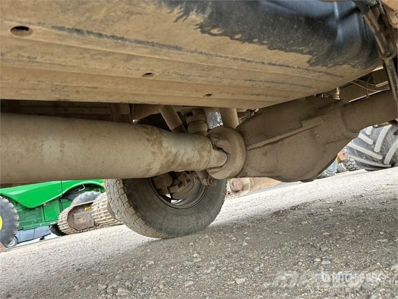 GMC Sierra 3500 Bestelwagens met open laadbak