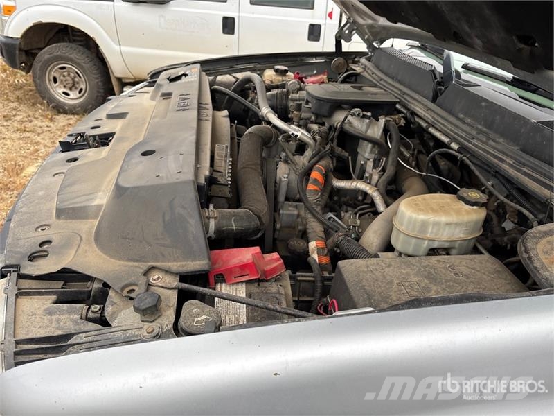 GMC Sierra 3500 플랫베드/드롭사이드 트럭
