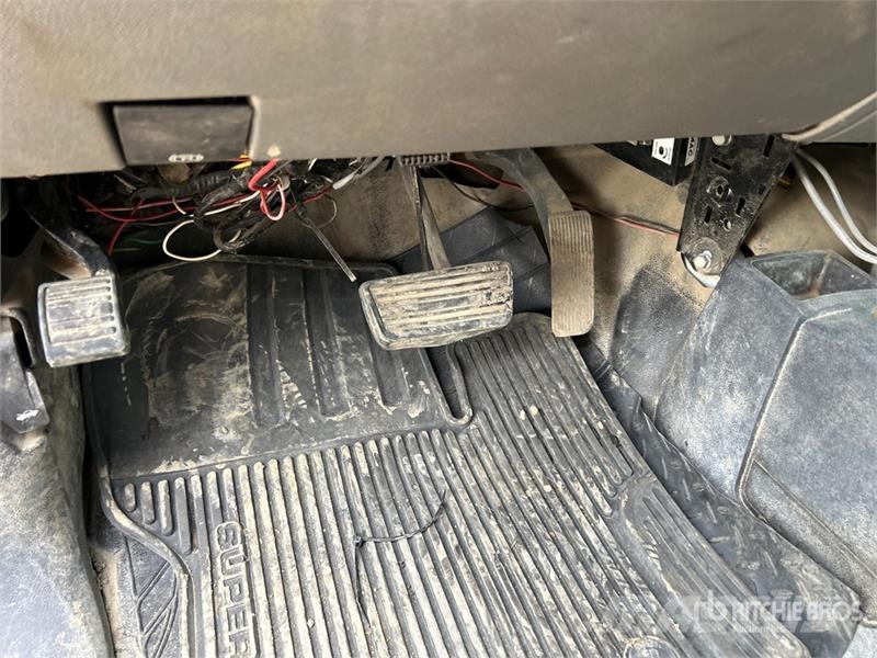GMC Sierra 3500 Bestelwagens met open laadbak