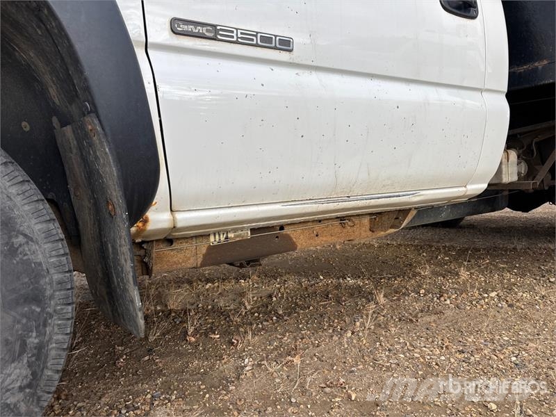 GMC Sierra 3500 4x2 Dump Truck (Inoperable) Billenő teherautók