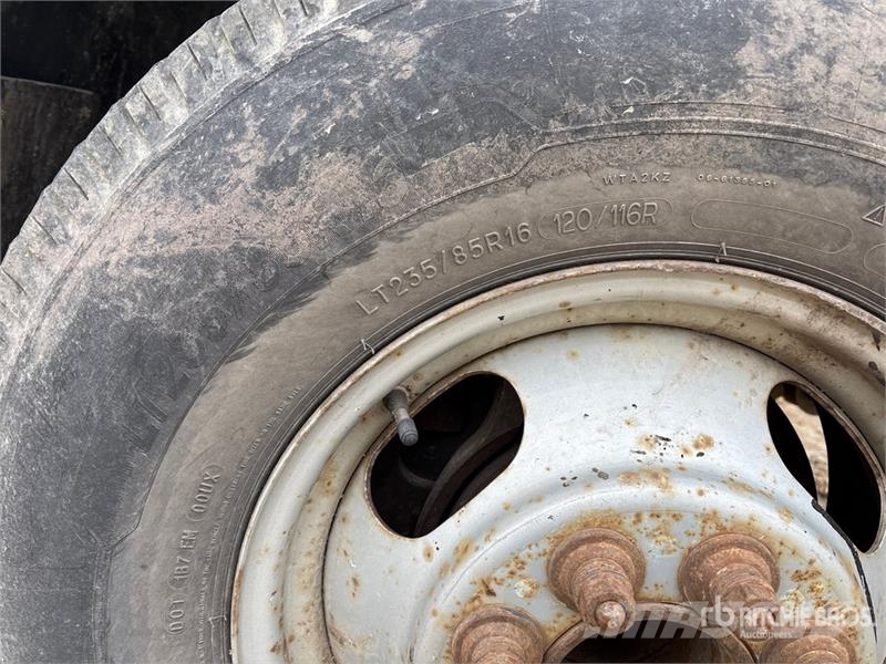 GMC Sierra 3500 4x2 Dump Truck (Inoperable) Billenő teherautók