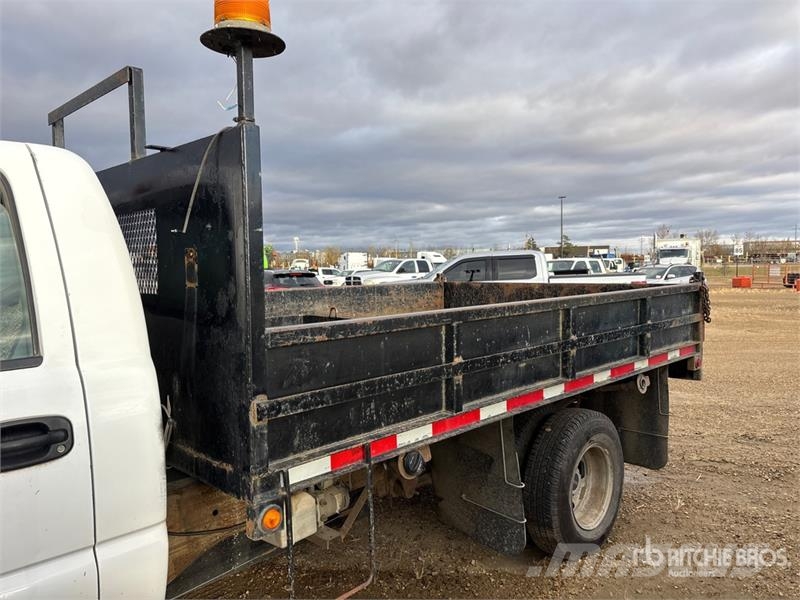 GMC Sierra 3500 4x2 Dump Truck (Inoperable) Billenő teherautók