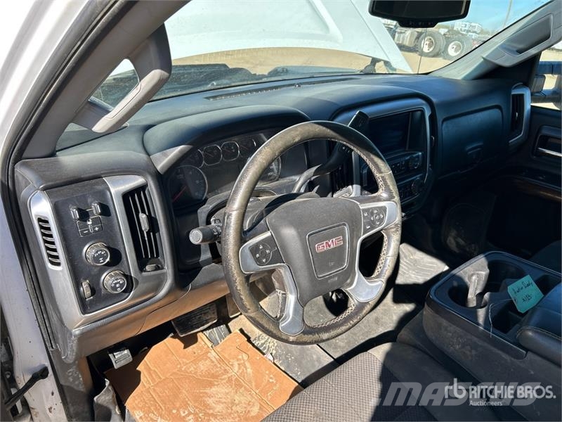 GMC Sierra 3500 SLE 4x4 Extended Cab Pickup Other