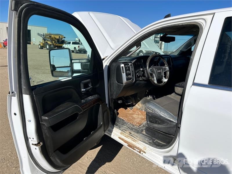 GMC Sierra 3500 SLE 4x4 Extended Cab Pickup Other