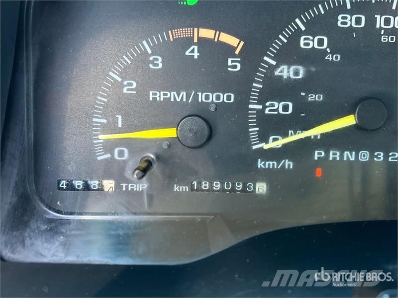 GMC Sierra 3500 SLE 4x4 Crew Cab Pickup Other