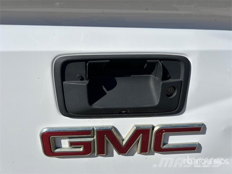 GMC Sierra 3500 SLE 4x4 Extended Cab Pickup Other