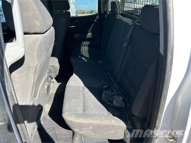 GMC Sierra 3500 SLE 4x4 Extended Cab Pickup Other