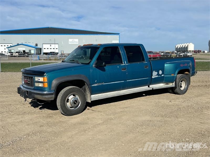 GMC Sierra 3500 SLE 4x4 Crew Cab Pickup Other