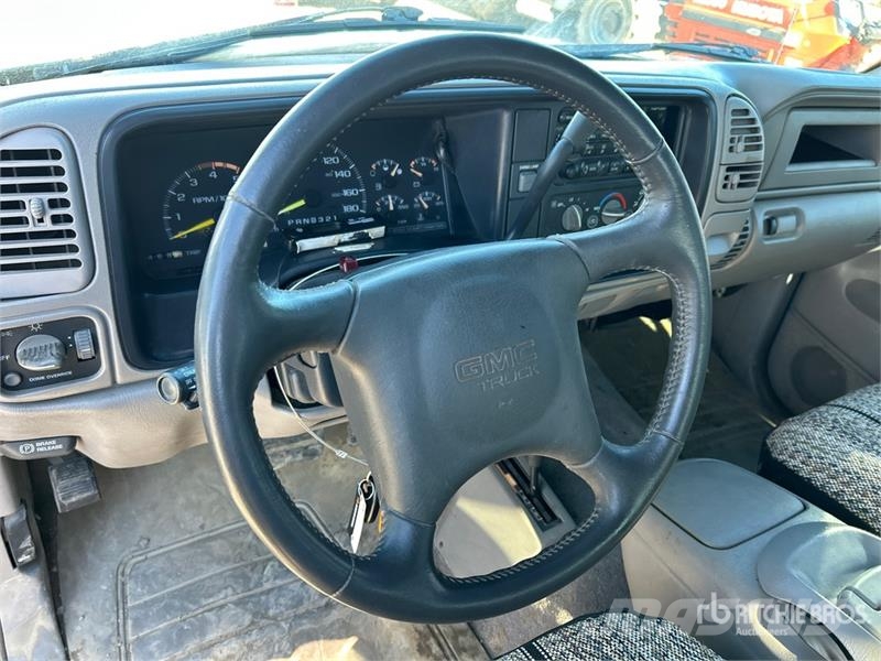 GMC Sierra 3500 SLE 4x4 Crew Cab Pickup Other