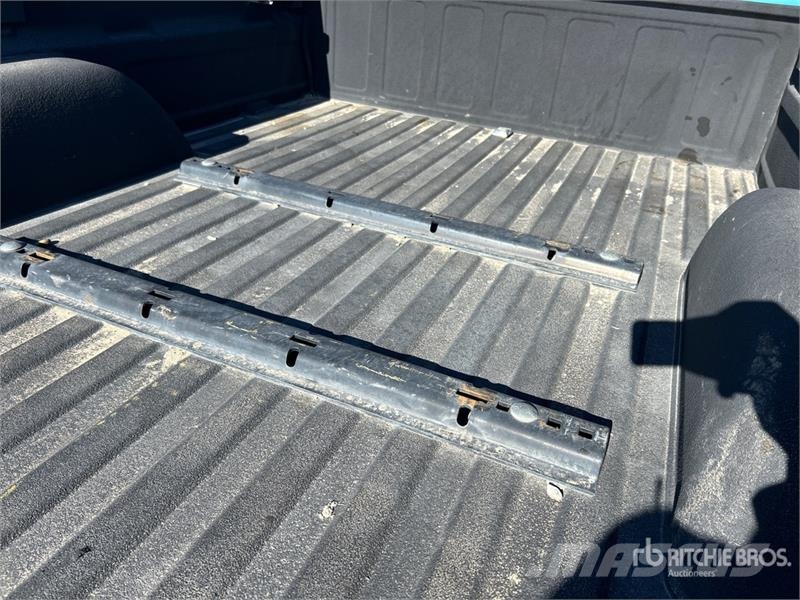 GMC Sierra 3500 SLE 4x4 Crew Cab Pickup Other