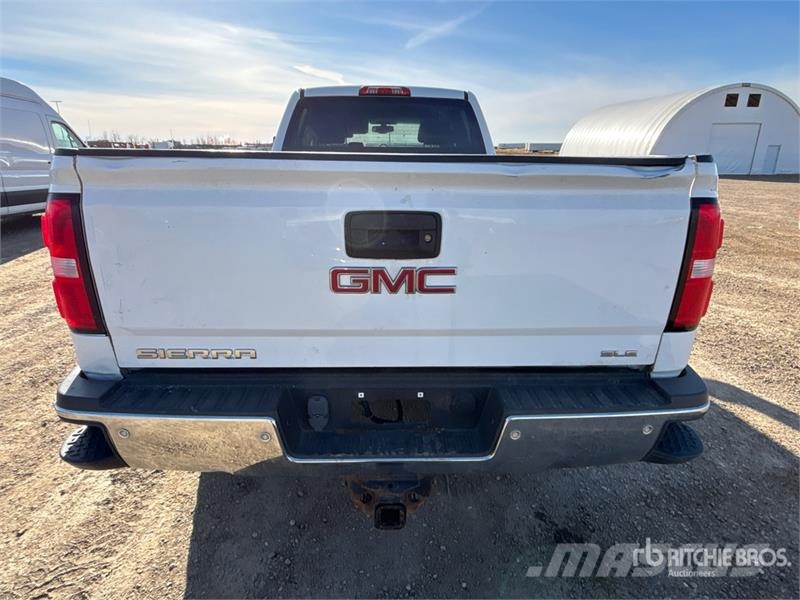 GMC Sierra 3500HD أخرى