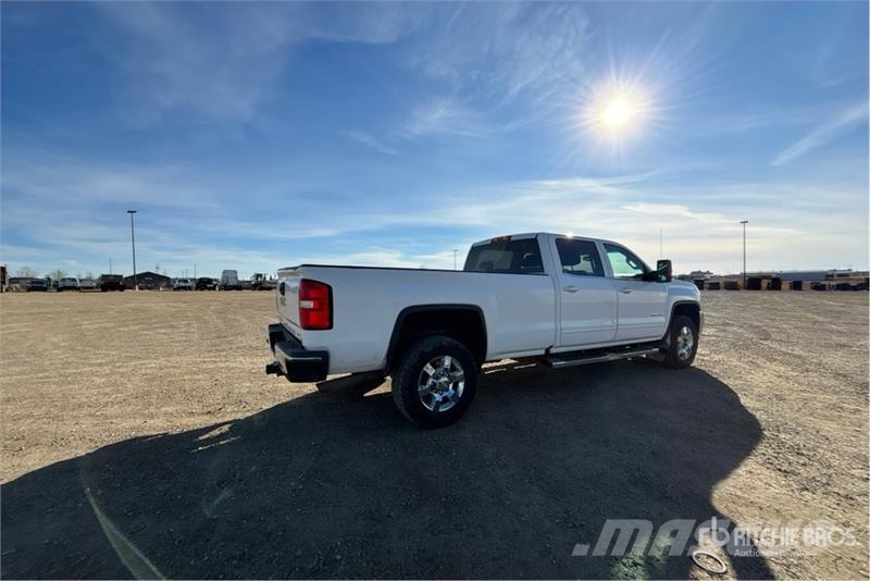 GMC Sierra 3500HD أخرى