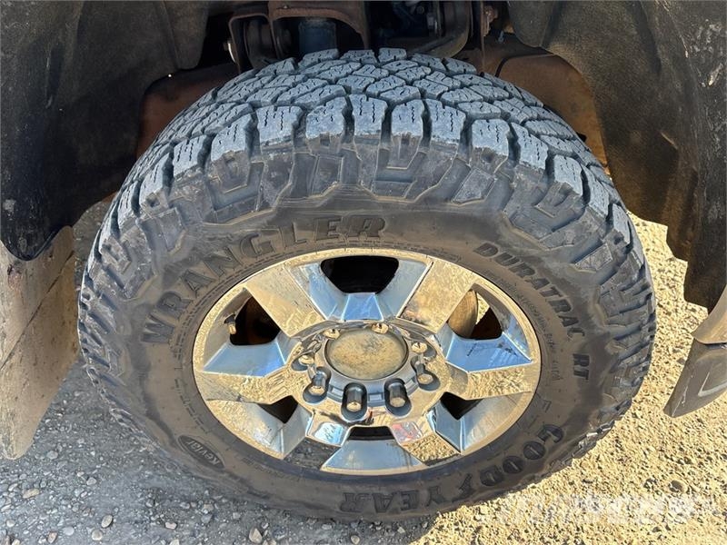 GMC Sierra 3500HD أخرى