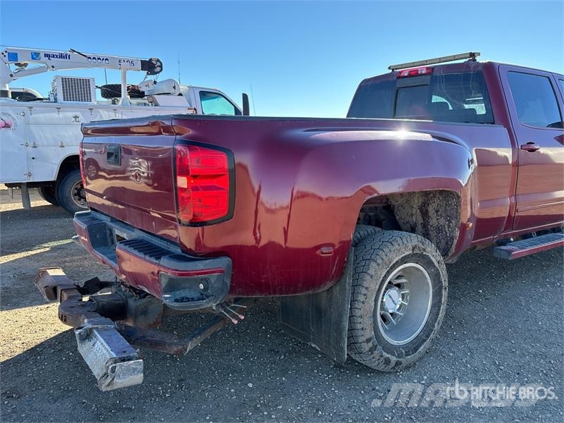 GMC Sierra 3500HD Andere Transporter