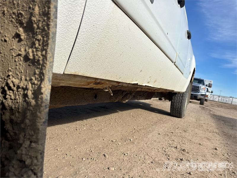 GMC Sierra 3500HD 4x4 Crew Cab Pickup Furgoni altro
