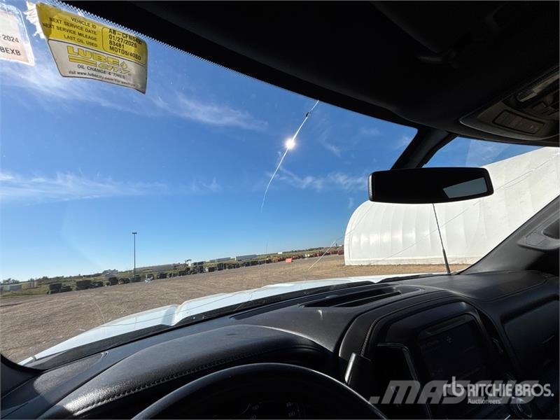 GMC Sierra 3500HD AT4 4x4 Crew Cab Pickup Other