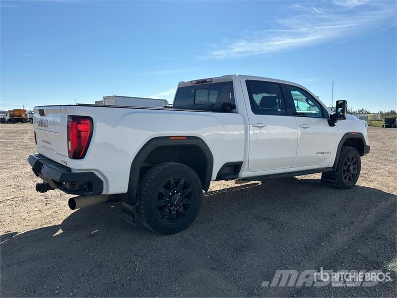 GMC Sierra 3500HD AT4 4x4 Crew Cab Pickup Other
