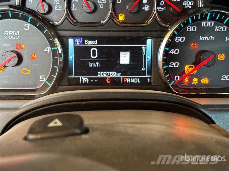 GMC Sierra 3500HD SLE 4x4 Crew Cab Pickup Iné