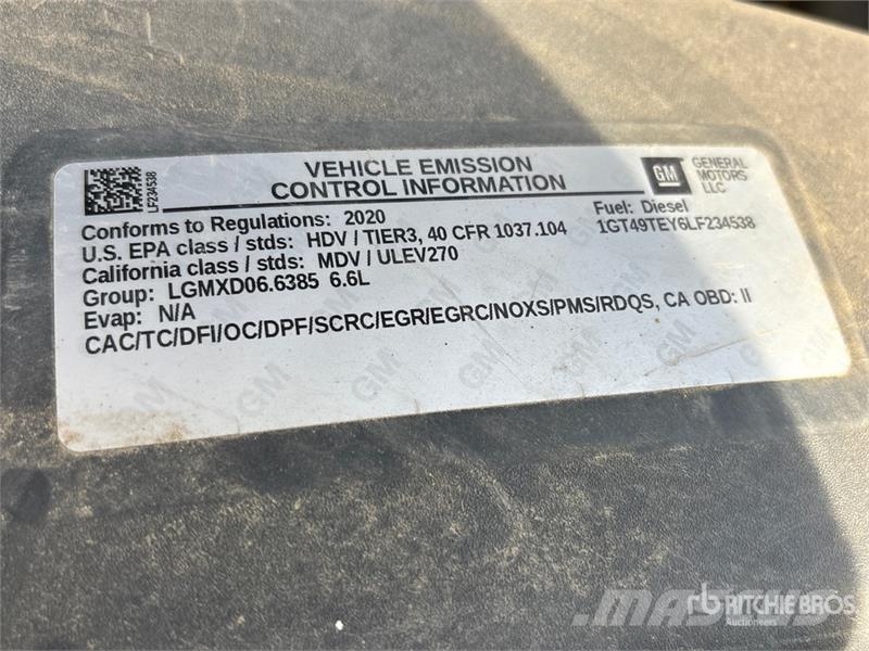 GMC Sierra 3500HD SLE 4x4 Crew Cab Pickup Otros