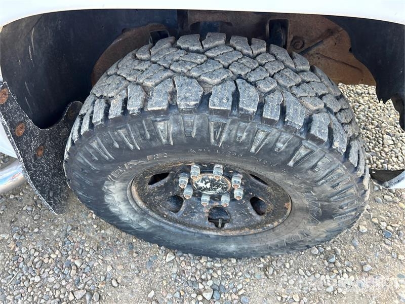 GMC Sierra 3500HD SLE 4x4 Crew Cab Pickup 其他