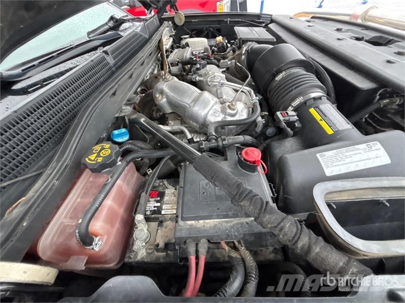 GMC Sierra 3500HD SLT 4x4 Crew Cab Pickup Anders