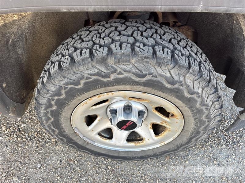GMC Sierra 4x2 Pickup Andere Transporter