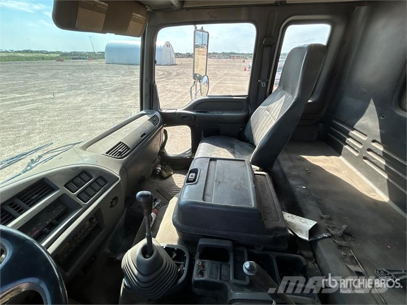 GMC T6500 4x2 Flatbed Truck 플랫베드/드롭사이드 트럭