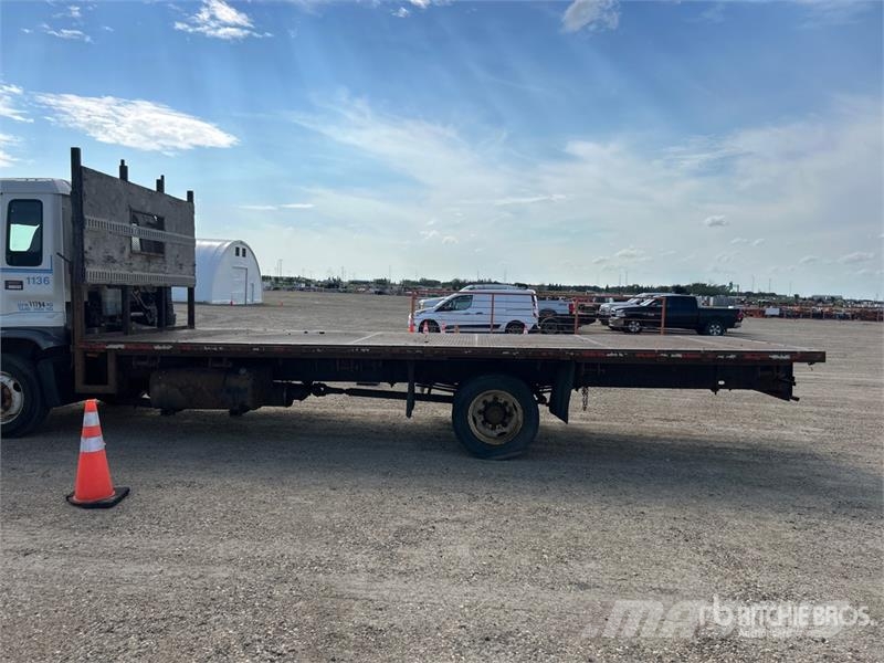 GMC T6500 4x2 Flatbed Truck 플랫베드/드롭사이드 트럭