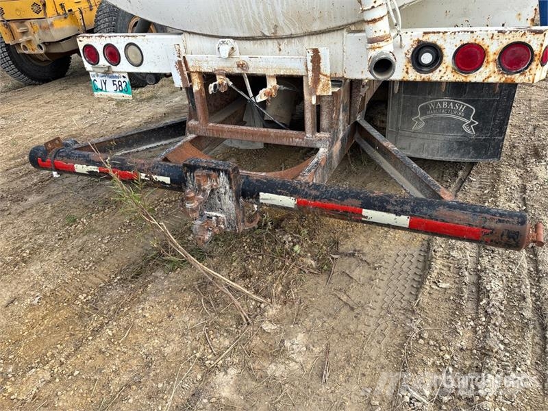 GMC T8500 6x4 Water Truck صهاريج مياه