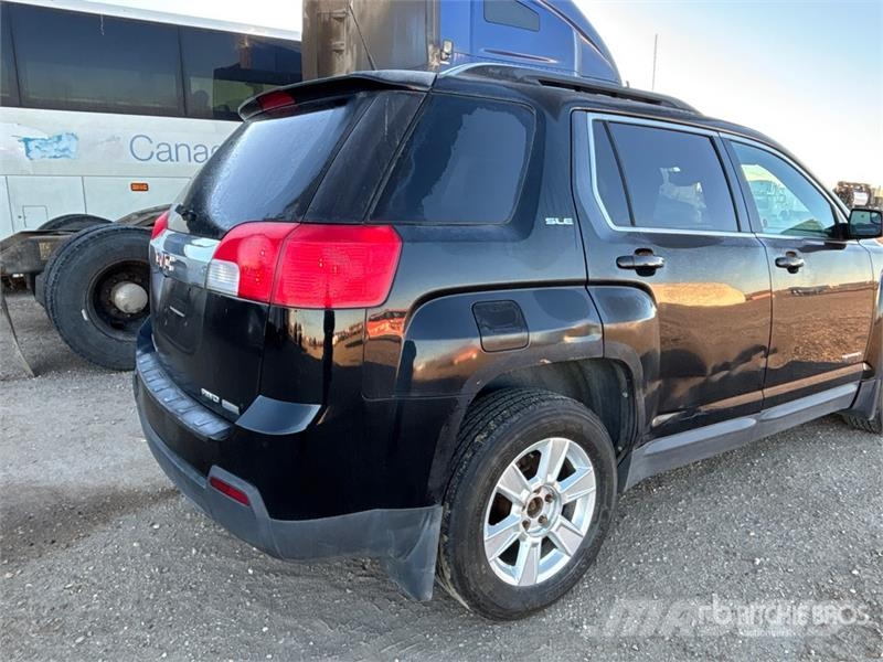 GMC Terrain AWD SUV PKWs