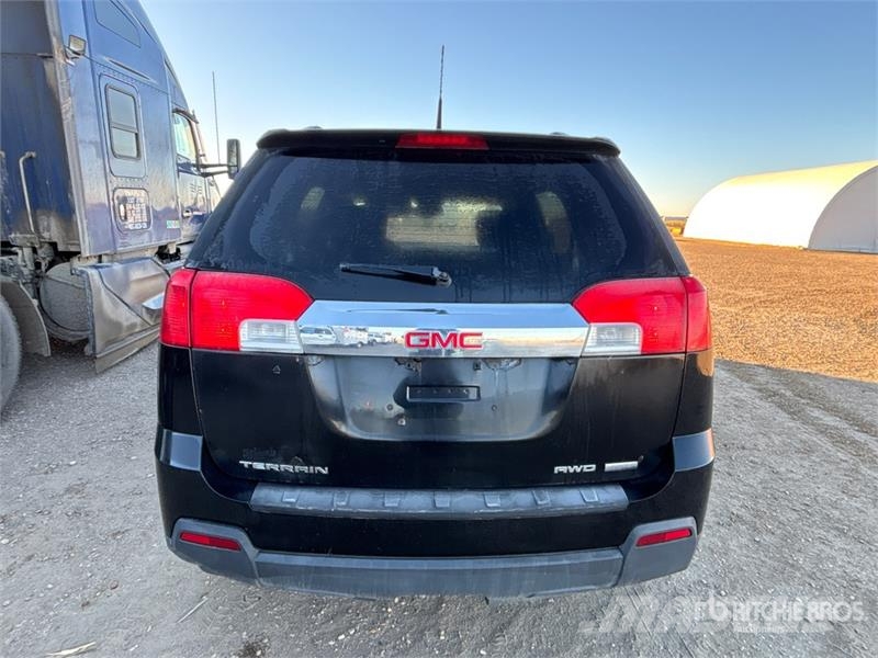 GMC Terrain AWD SUV PKWs