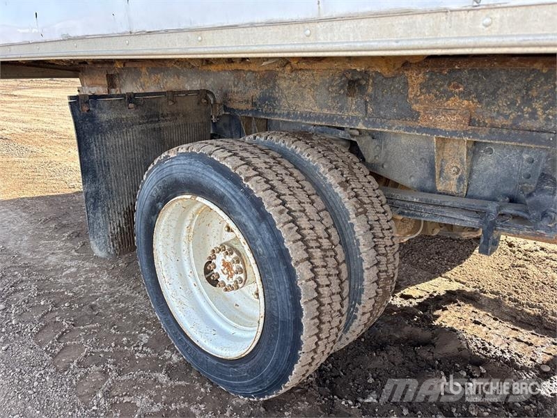 GMC TopKick 4x2 Steam Truck Andre lastbiler