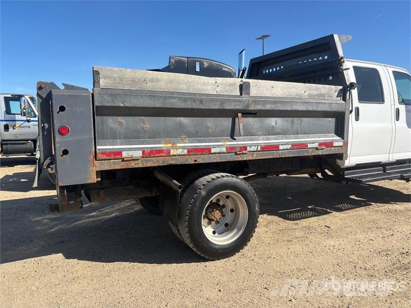GMC TopKick C5500 4x4 Crew Cab S/A Dump Truck Savivarčių priekabų vilkikai