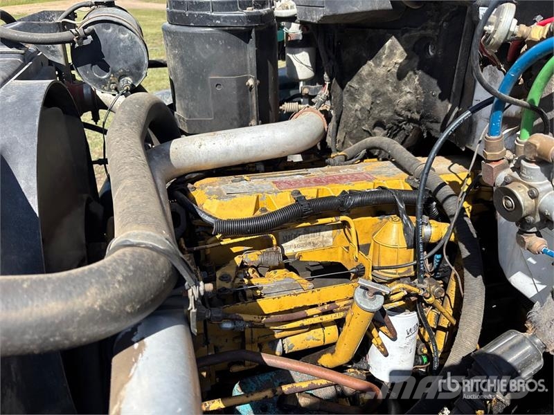GMC TopKick LoPro Platte bakwagens