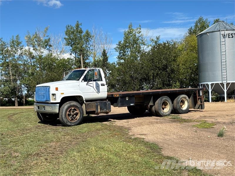 GMC TopKick LoPro Platte bakwagens