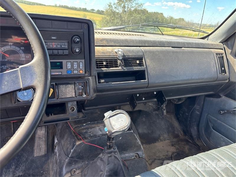 GMC TopKick LoPro Platte bakwagens