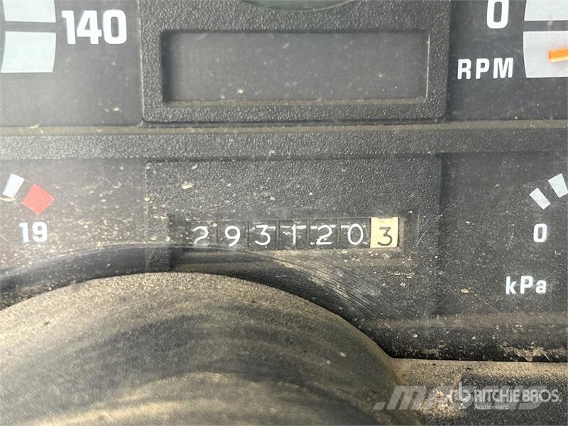 GMC TopKick LoPro Plošinové nákladné automobily/nákladné automobily so sklápacími bočnicami