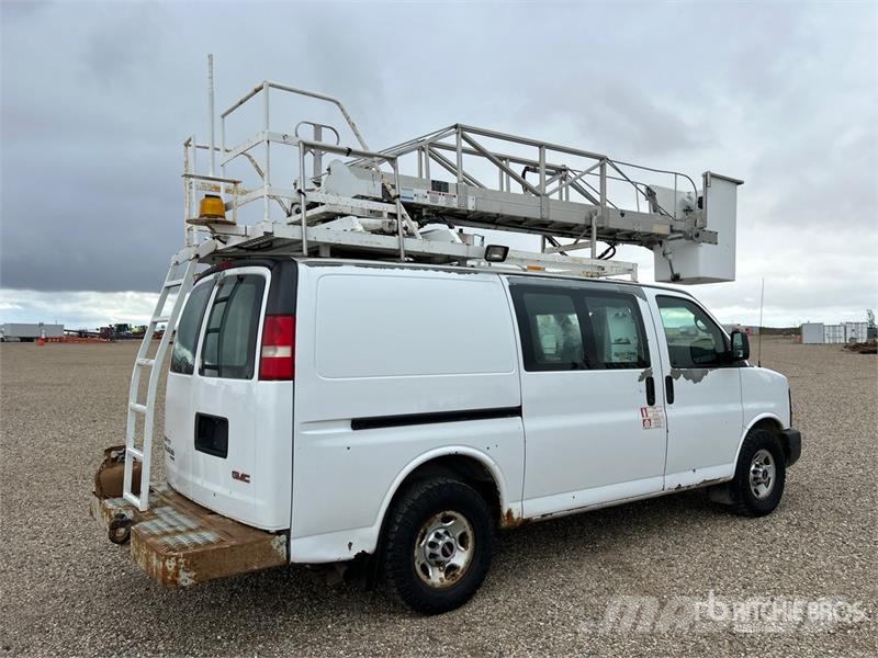GMC TTS 20-5-GY 31 ft on  GMC G3500 4x2 Van Mounted Ae Truck & Van mounted aerial platforms