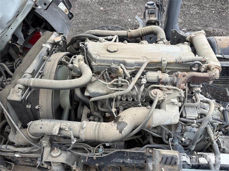 GMC W5500 Kabine i unutrašnjost