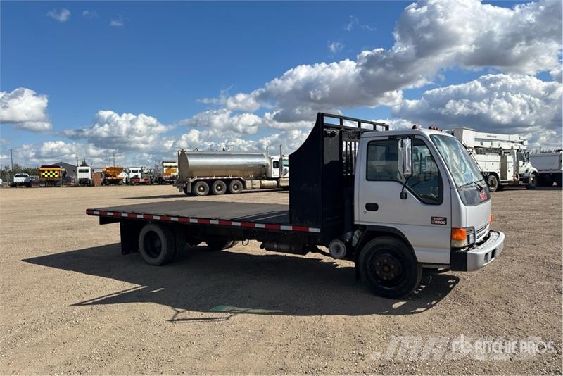 GMC W5500 Tovornjaki s kesonom/platojem