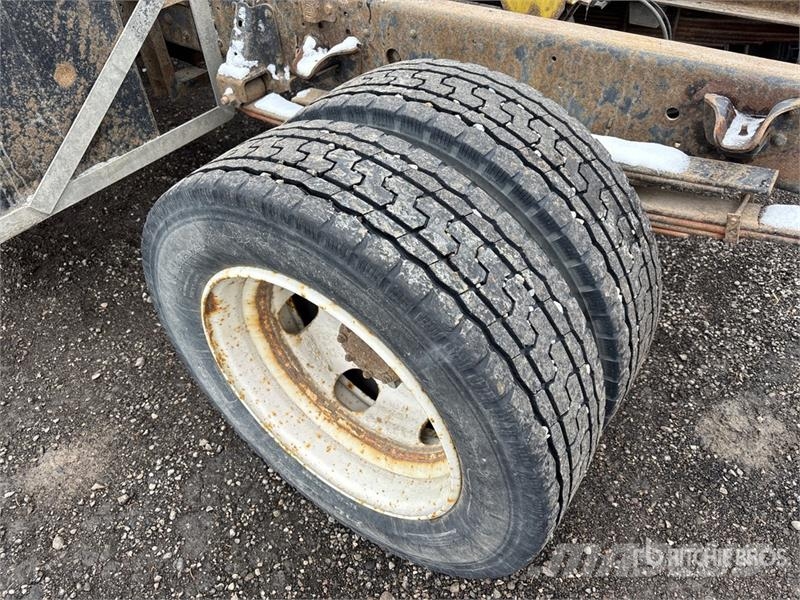 GMC W5500 Kabine i unutrašnjost