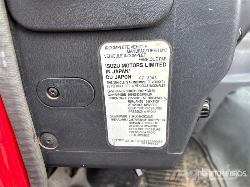 GMC W5500 Kabine i unutrašnjost