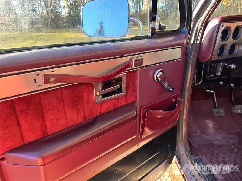 GMC Wrangler 4x4 Pickup Outro