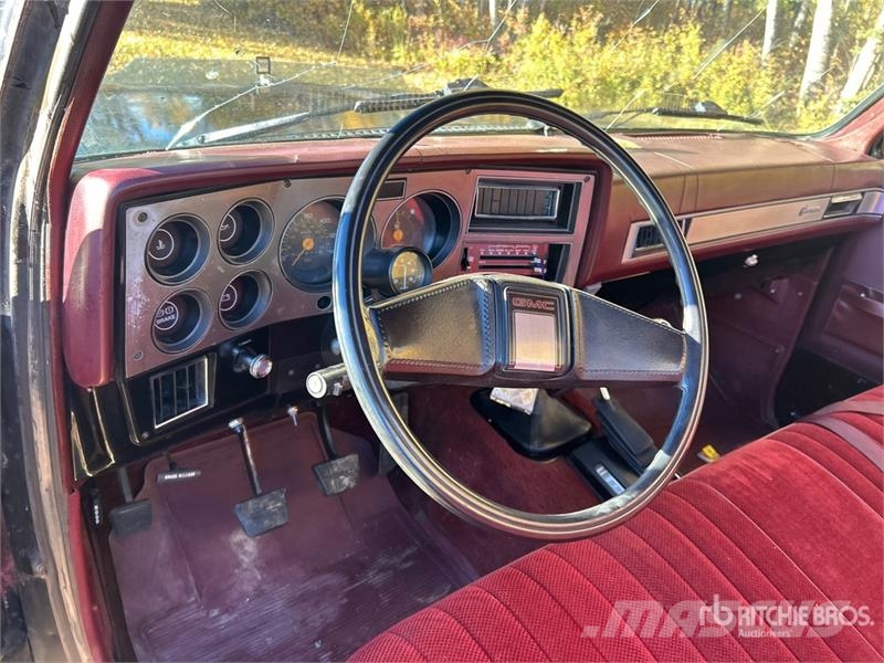 GMC Wrangler 4x4 Pickup Outro