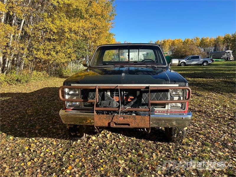 GMC Wrangler 4x4 Pickup Outro